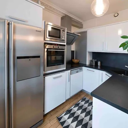 Apartmán Dynamic House - Clim - Balcon - Metro - Boutiques
